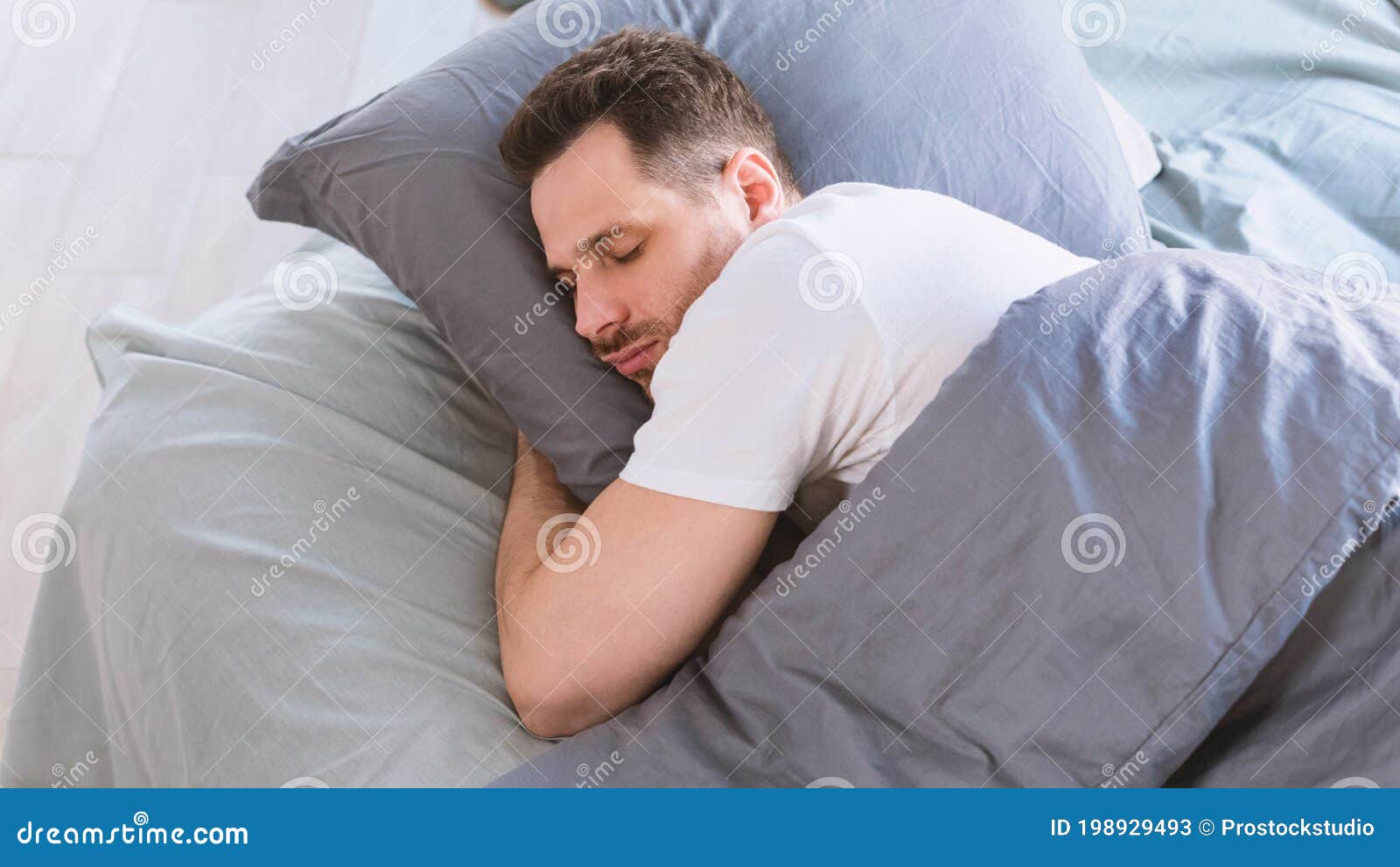 Hugging a pillow to sleep sales