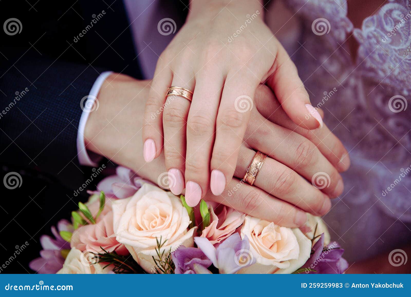 Two Wedding Rings on Couple's Hands 7290765 Stock Photo at Vecteezy