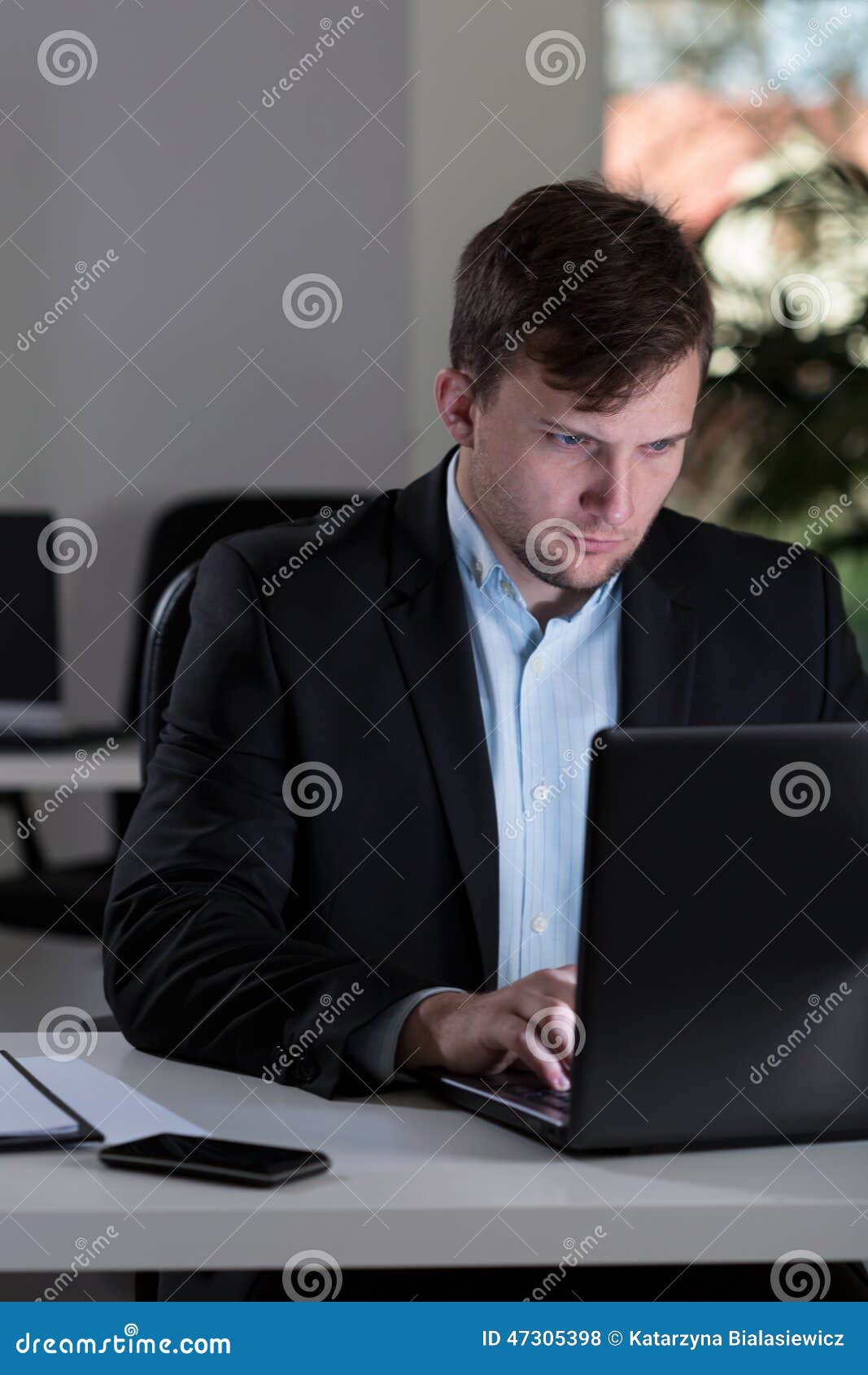 Man working at office stock photo. Image of chief, corporation 47305398