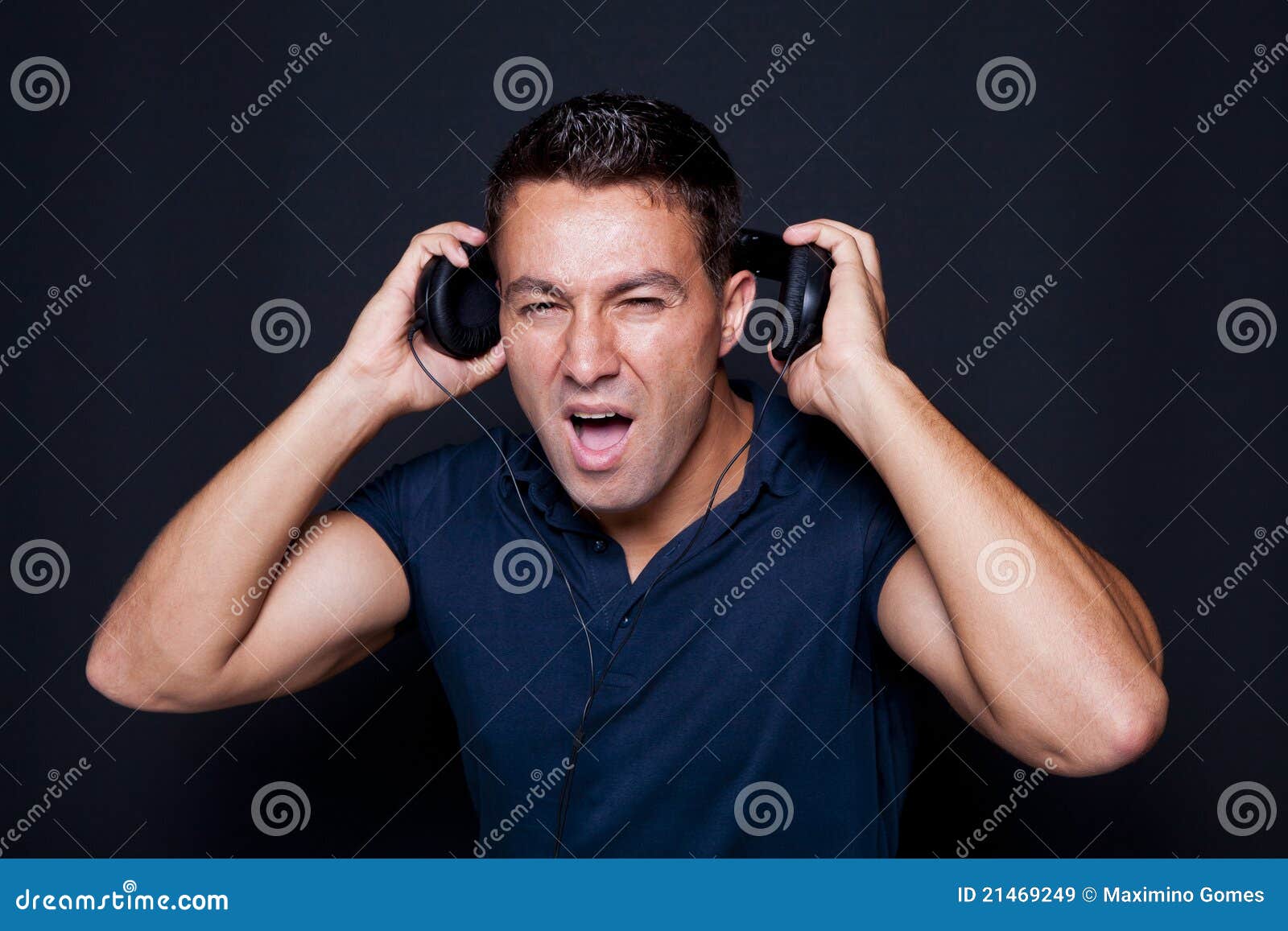 yelling listening to music meme yelling listening to music meme