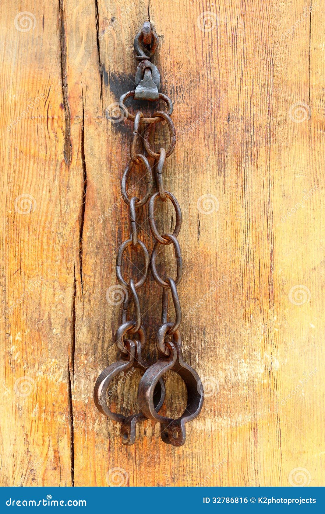 19,900+ Hanging Chain Stock Photos, Pictures & Royalty-Free Images