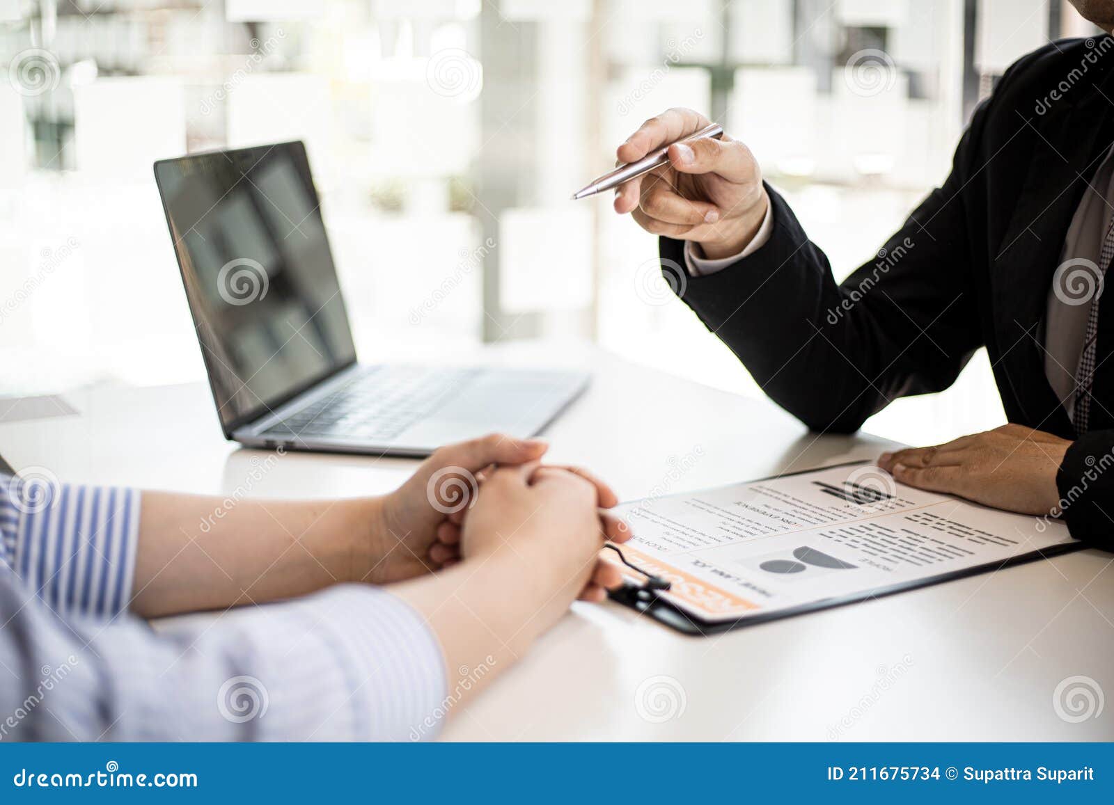 Practicante de Recursos Humanos - Part Time / Presencial Job LUSTRO Surquillo, Lima