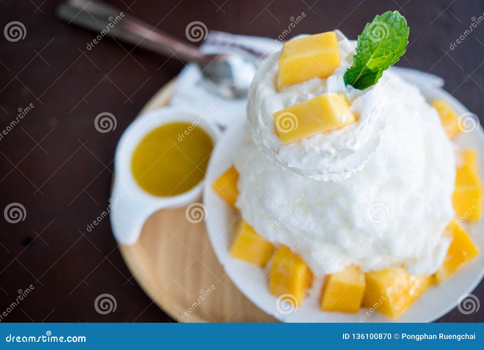 Mango Bingsu Poured Mango Sauce Stock Photo - Image of dessert, fruit ...