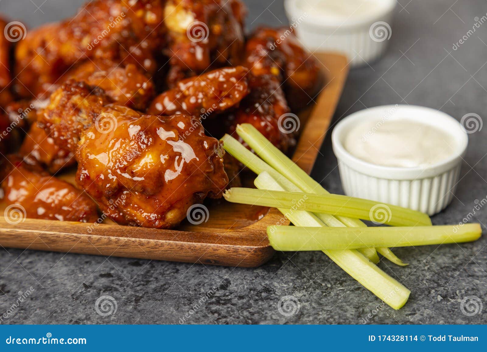 Mango Habanero Chicken Wings Stock Photo - Image of dressing, snack:  174328114