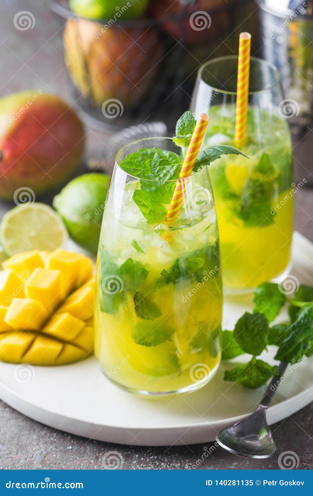 Mango mint mojito cocktail stock image. Image of citrus 140281135