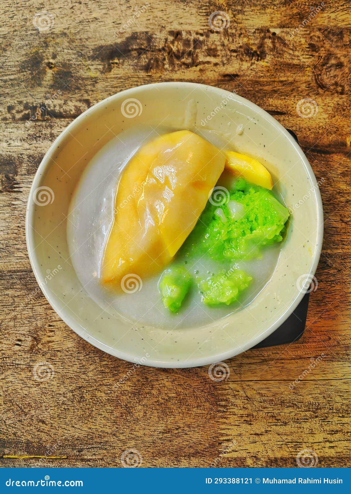 Mango Sticky Rice a Taste of Thailand. Stock Image Image of yellow