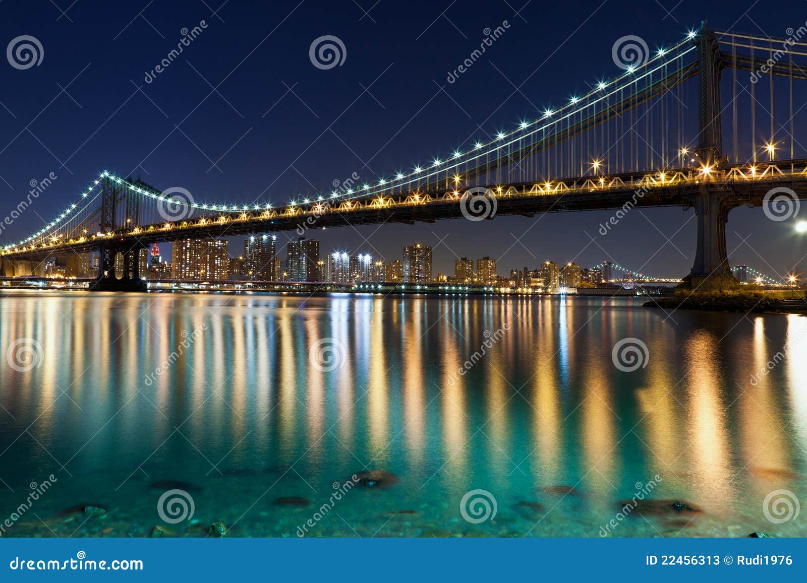 Manhattan Bridge, New York City. Stock Image - Image of water, east ...