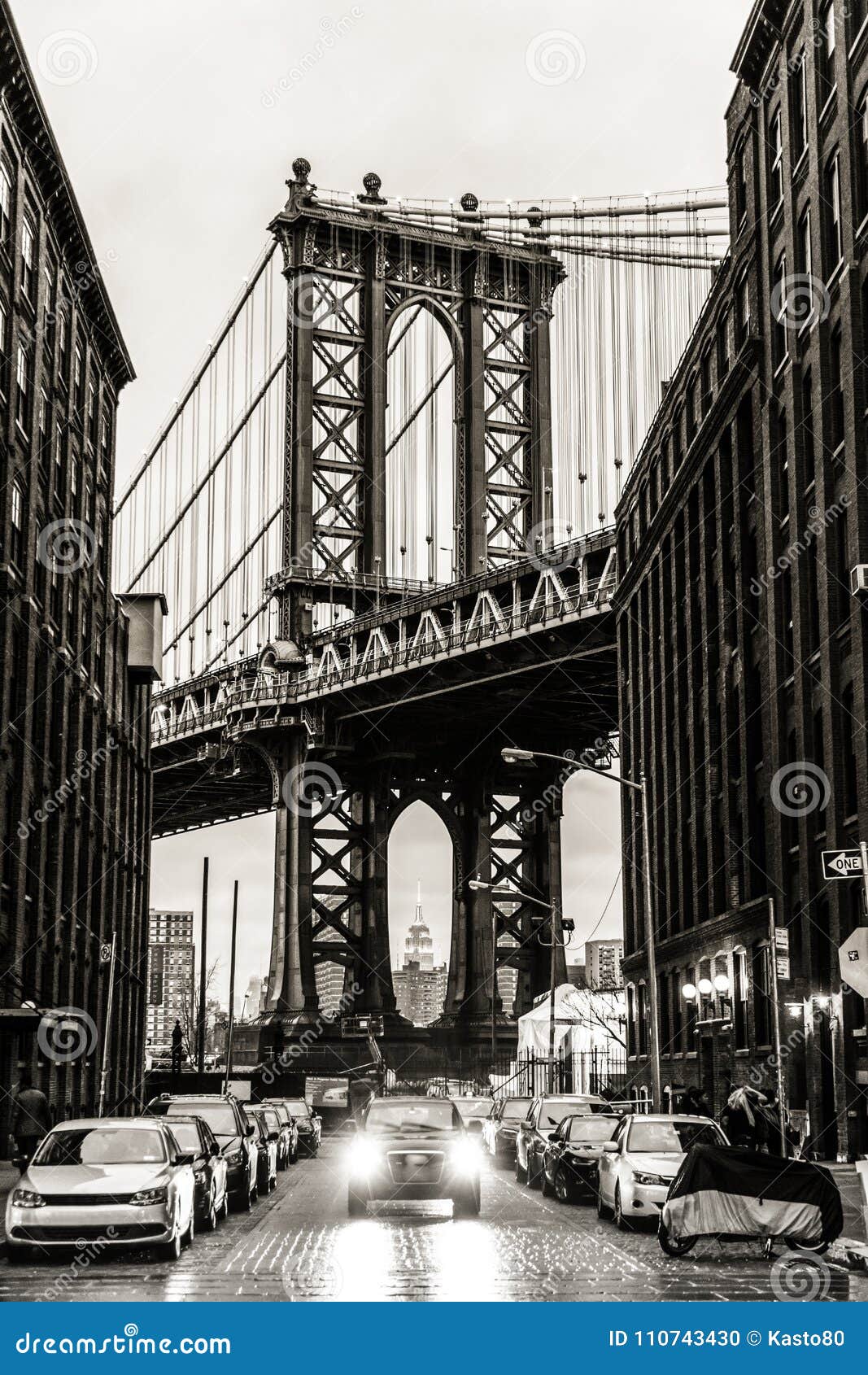 manhattan bridge, new york city, usa.