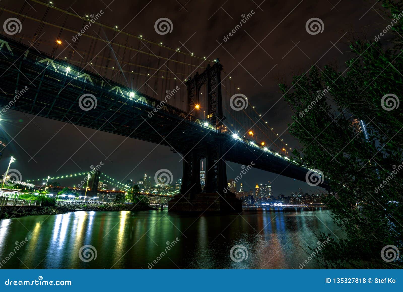 Manhattan Bridge at Night stock photo. Image of scenic - 135327818