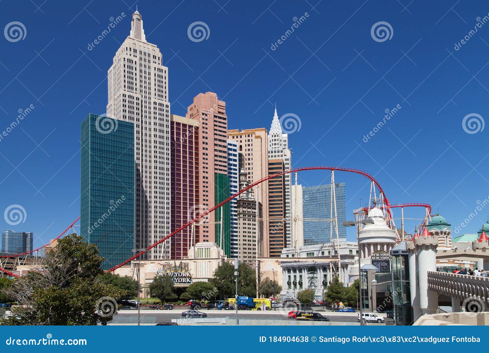 Las Vegas's version of New York City skyline - Picture of New York