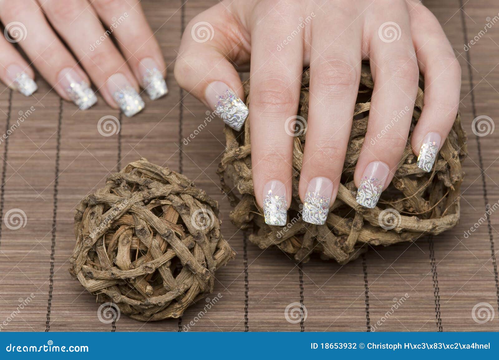 Manicure stock foto. Image of schoonheid, schoonheidsmiddelen - 18653932