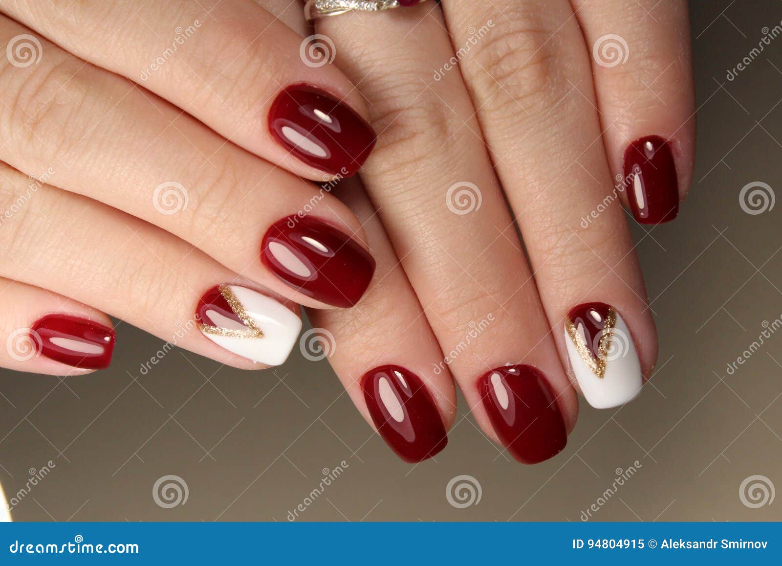 I Love Red Nails - Red nails with white flowers, simple nail art, but  really amazing. | Facebook