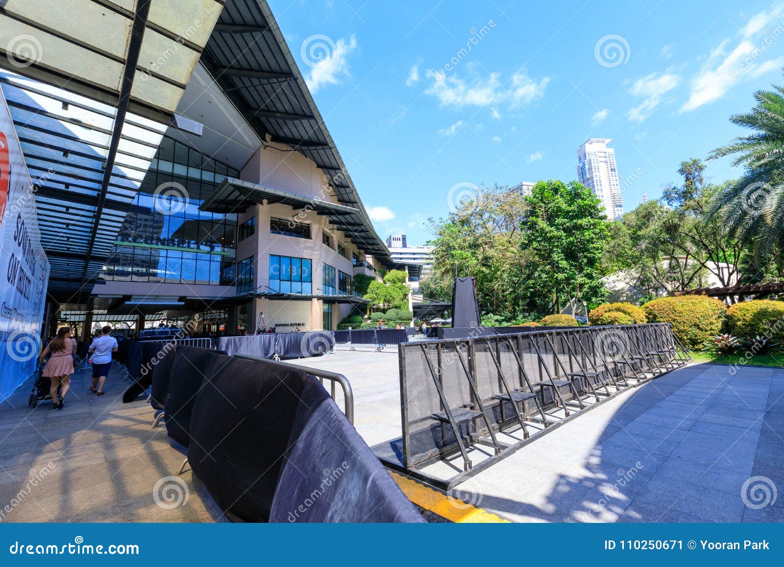 Greenbelt entrance manila philippines hi-res stock photography and