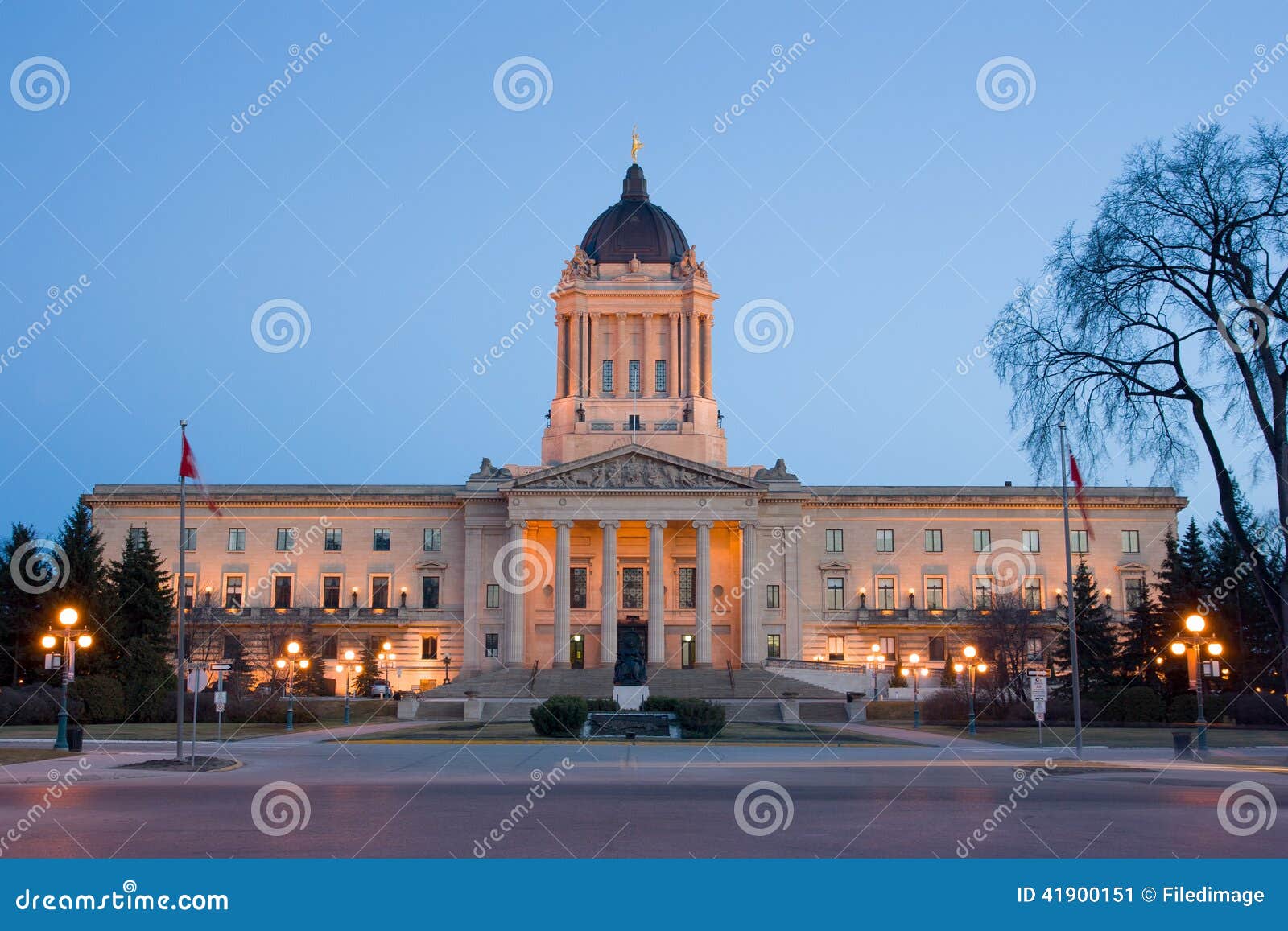 manitoba legislative building