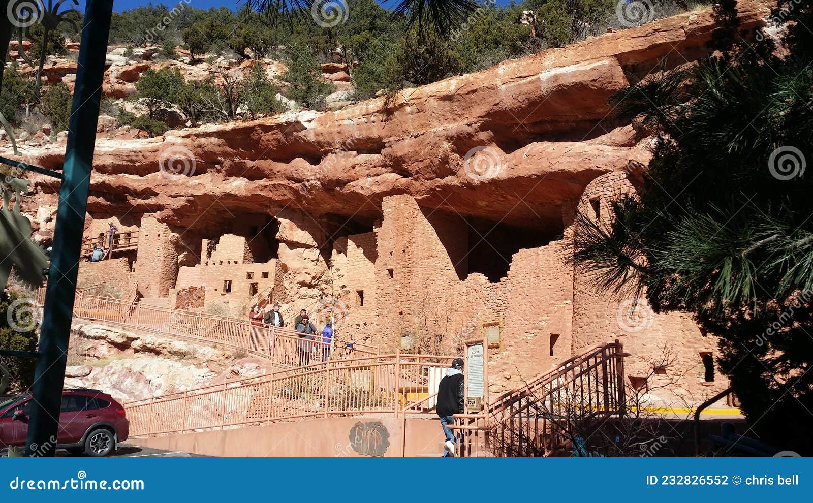 Manitou cliff Dwellings editorial photography. Image of family 232826552