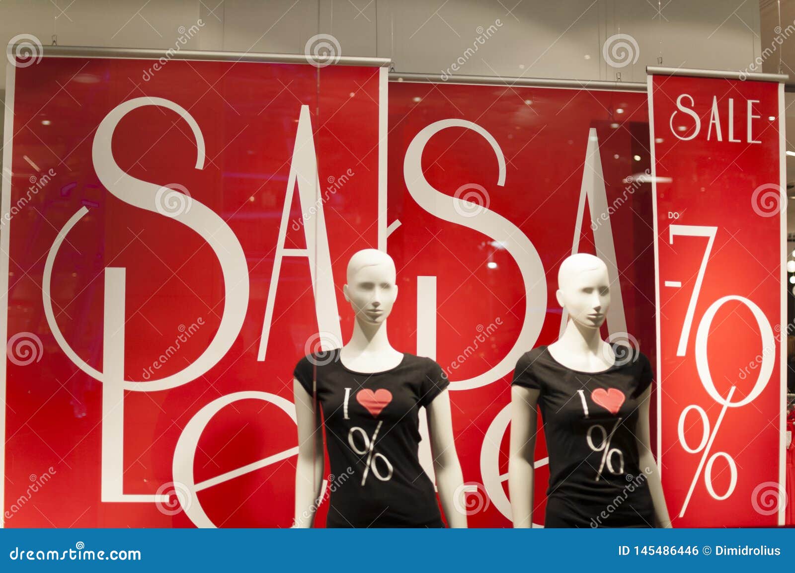 Sale mannequin shop window editorial photo. Image of discount 145486446