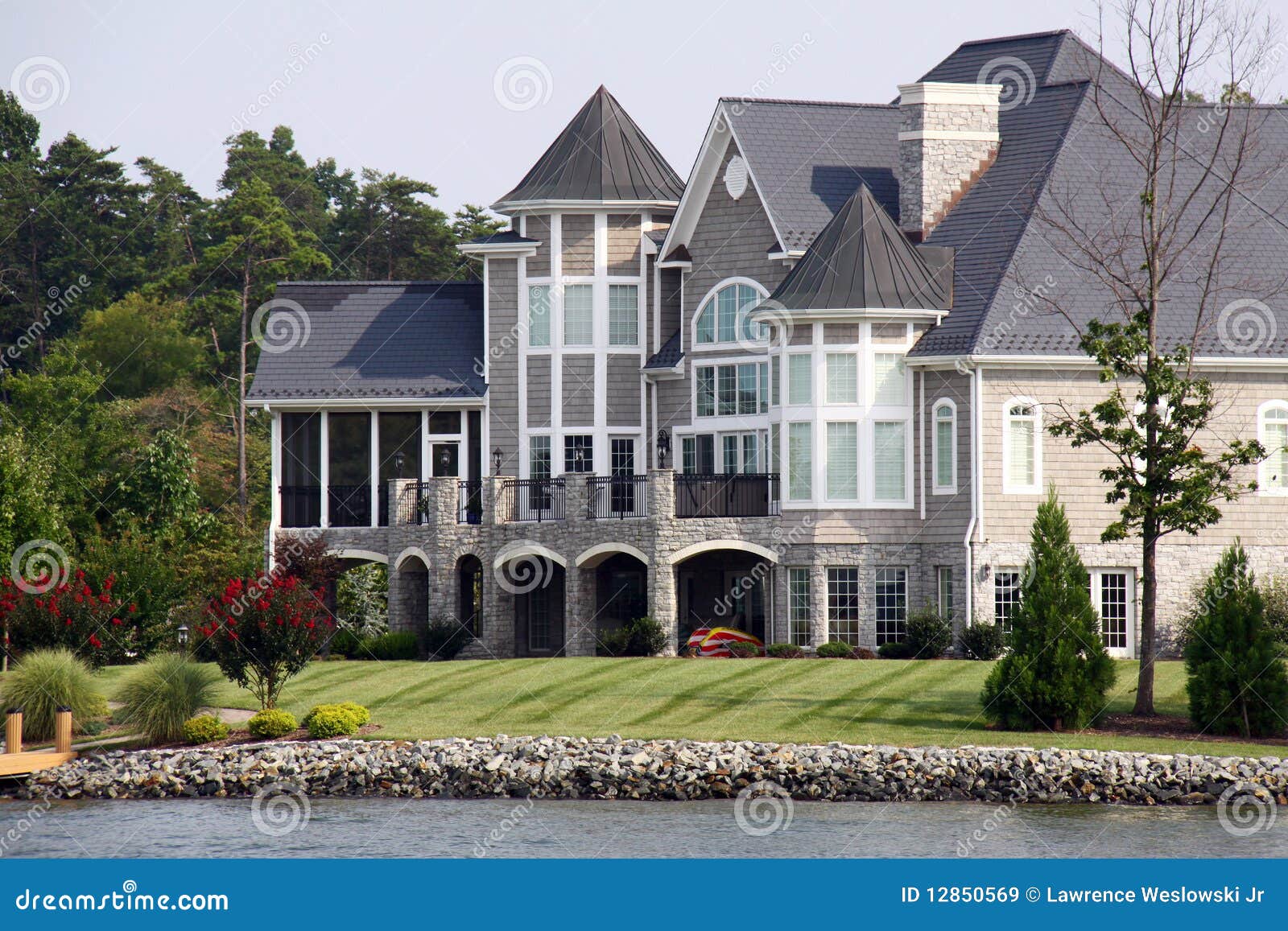 mansion the water - smith mountain lake