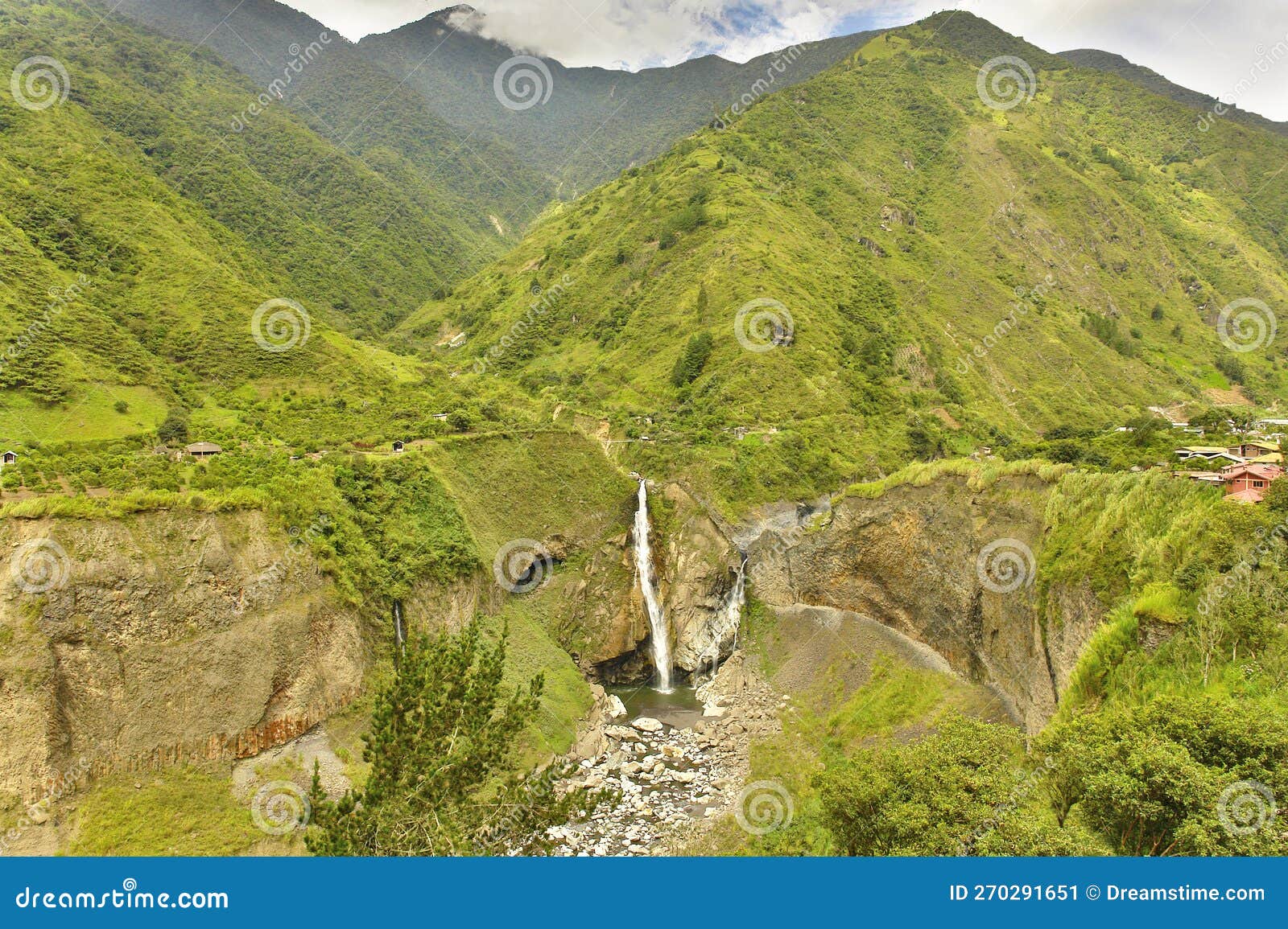 manto de la novia waterfall in ecuador