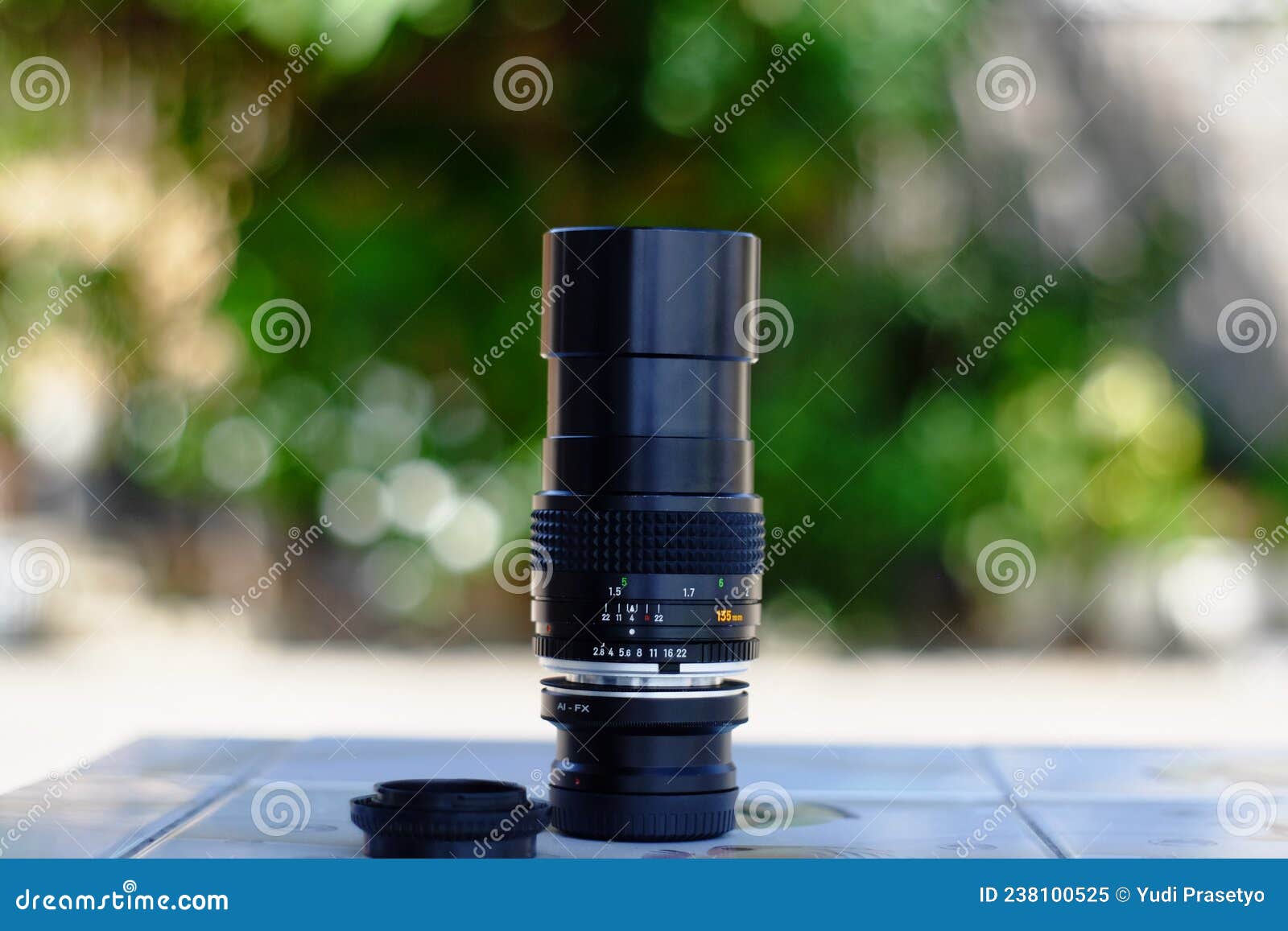 manual lens