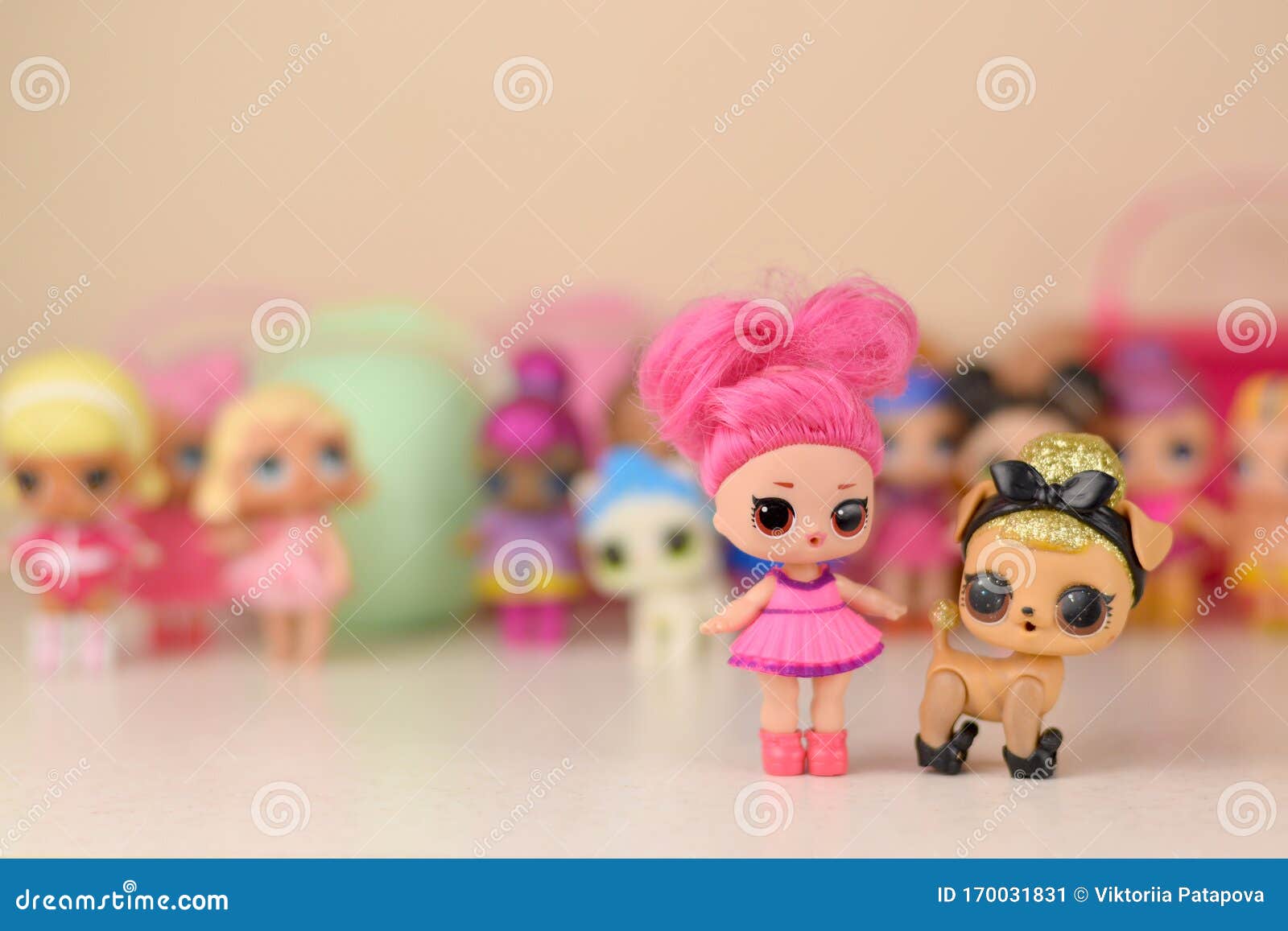 Many Colorful Plastic LOL Dolls on Table. LOL Surprise Series Toys  Manufactured by MGA Entertainment Inc Editorial Photo - Image of little,  pastel: 170031831