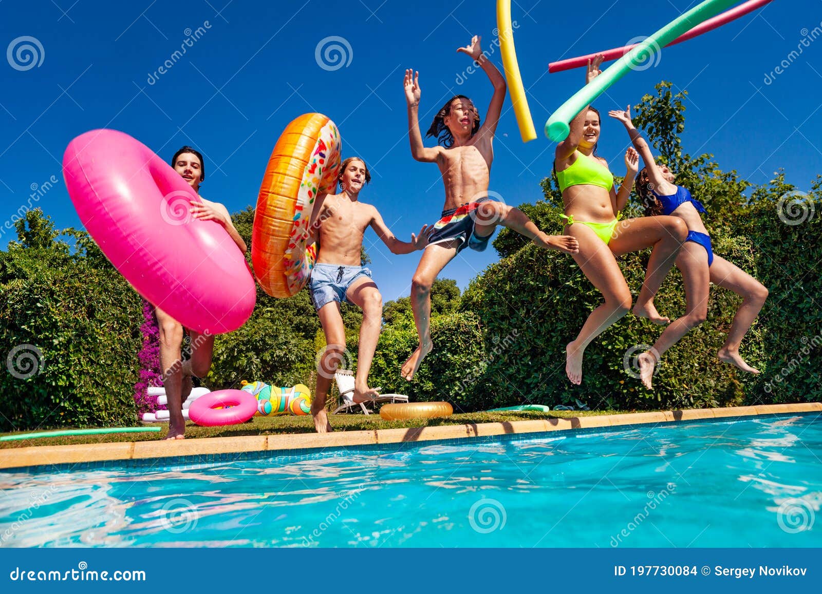 Inflatable Children Blow Up Toys Party Fancy Dress Pool Beach Swimming Kids Play 