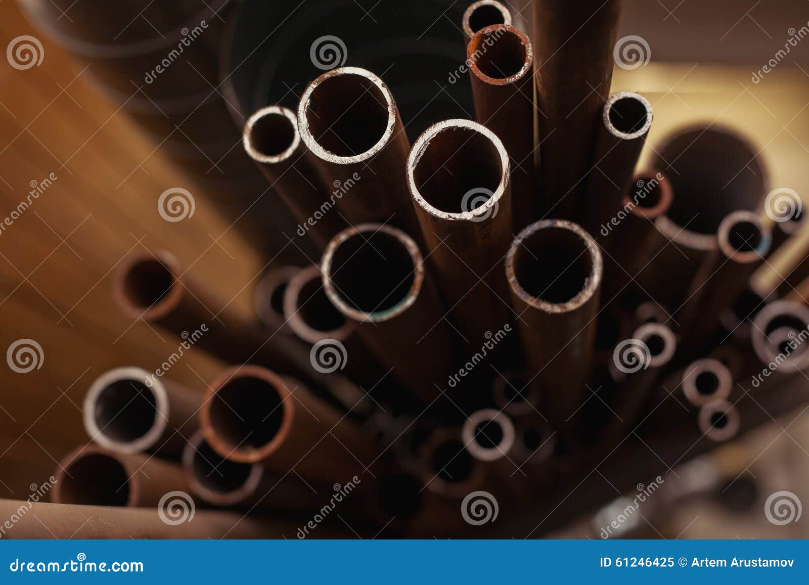 many pipes