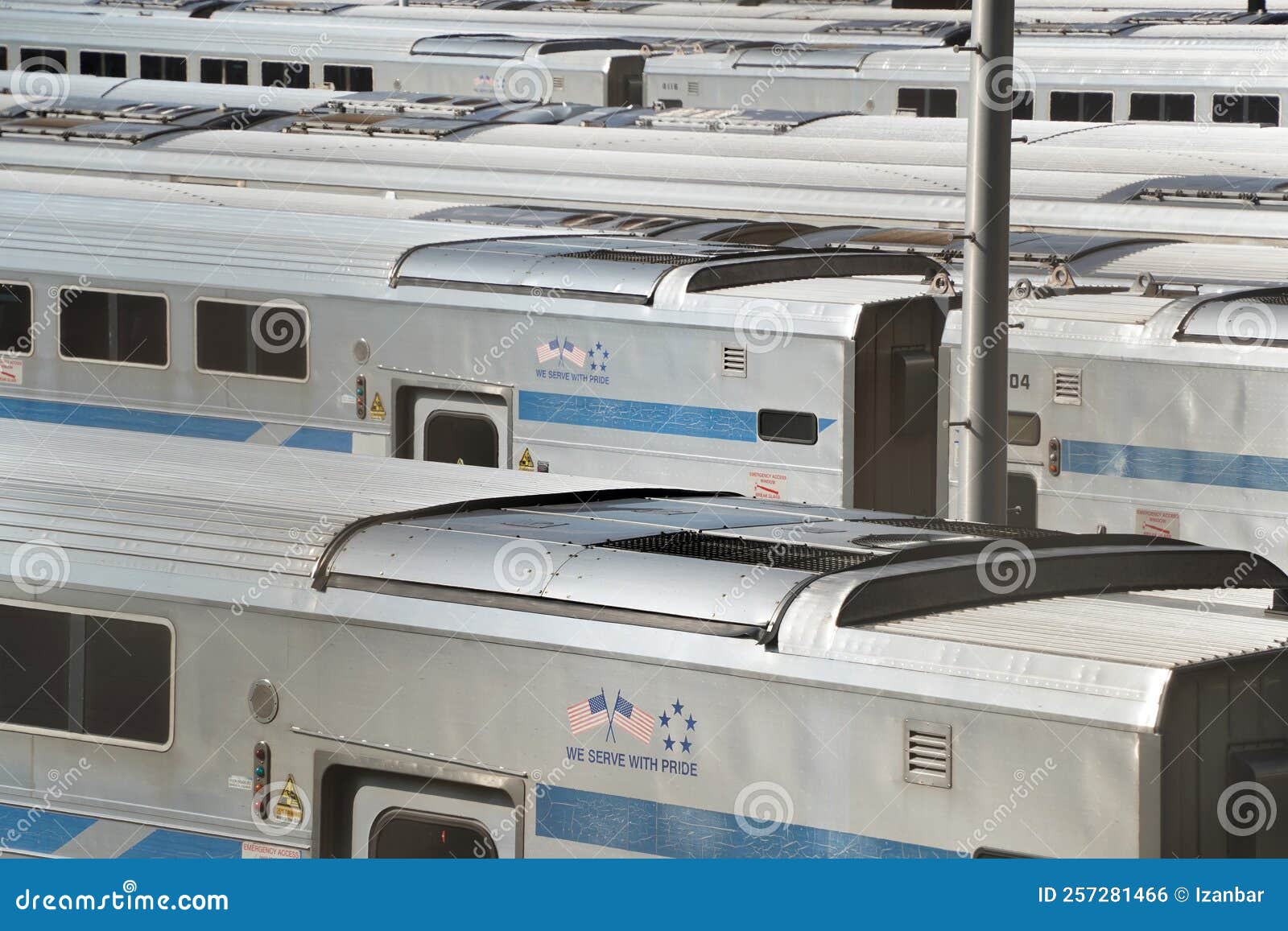 Many Trains in New York City Usa Editorial Photo - Image of cargo ...