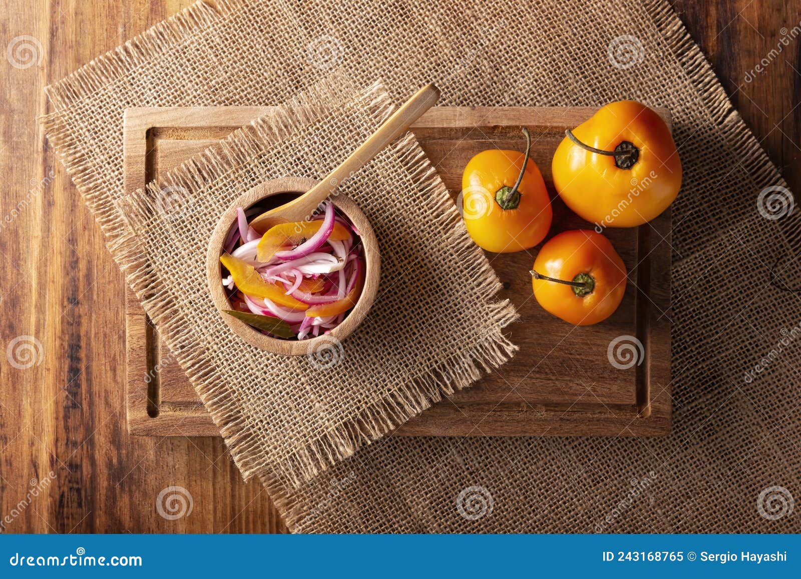 manzano chili with onion flat lay