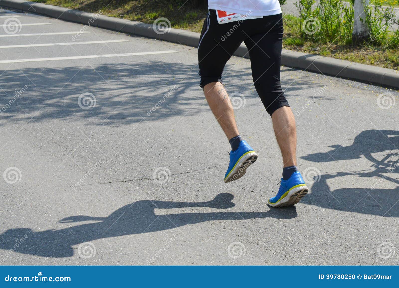 Marathon runner legs editorial image. Image of clujnapoca - 39780250