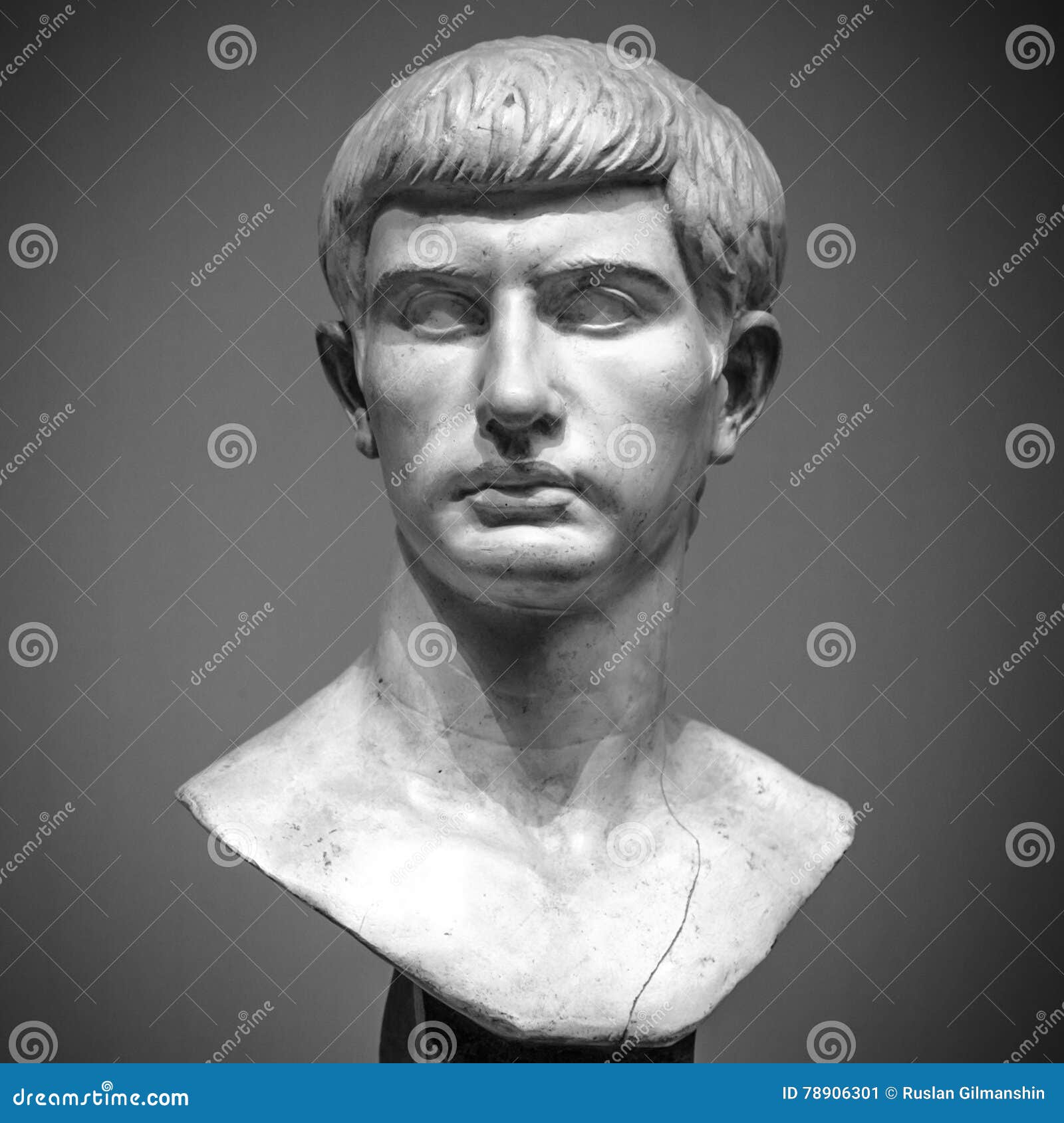 Brutus Statue Stock Photos - Free \u0026 Royalty-Free Stock Photos from  Dreamstime, image size:1600x1690
