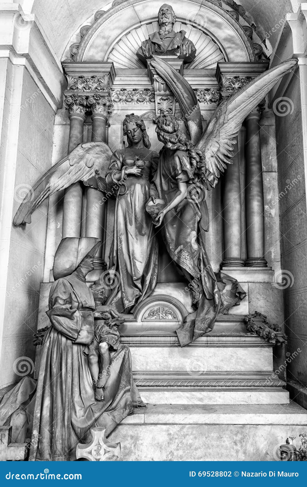 Marble Statues in the Cemetery Stock Photo Image of dead, adult 69528802