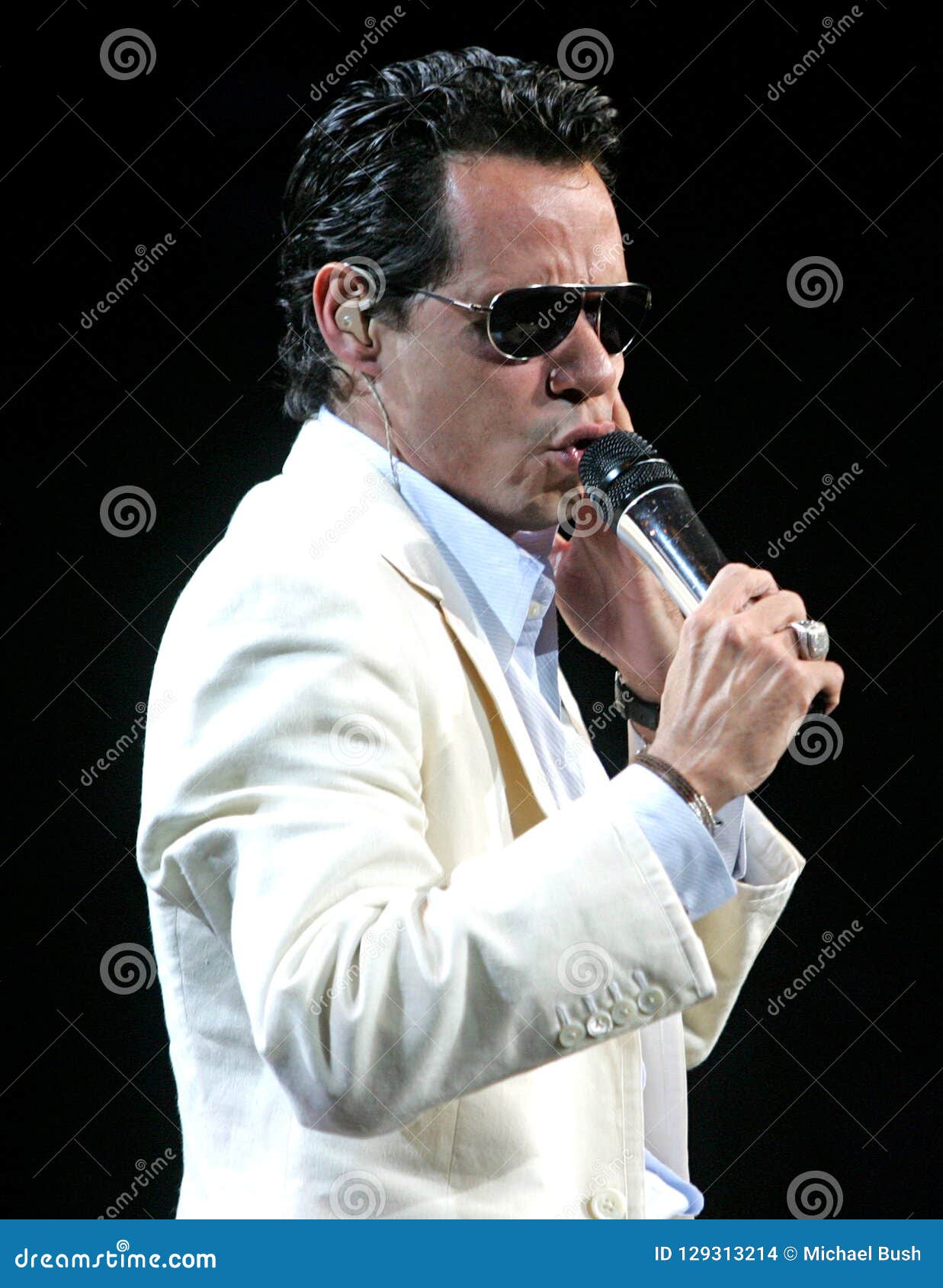 Marc Anthony Performs in Concert Editorial Stock Image Image of miami