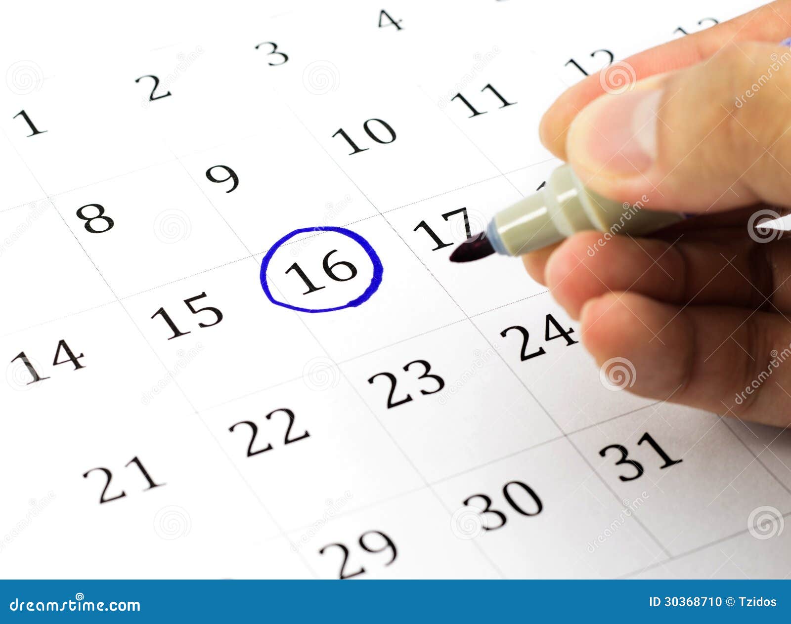 Marca En El Calendario En 16 Foto De Archivo Imagen De Calendario Marca 30368710 marca calendario
