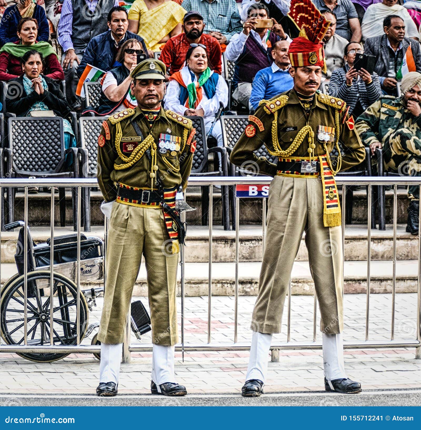 Collection 30+ Stock Photos india pakistan border changing of the guard Sharp Collection 30+ Stock Photos india pakistan border changing of the guard Sharp