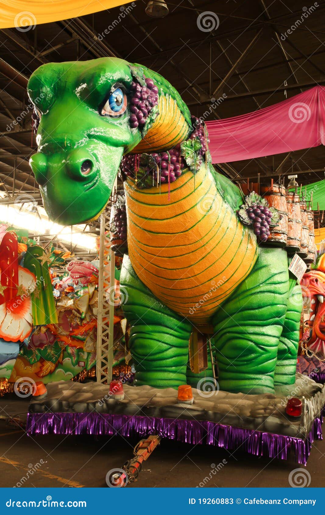 mardi gras parade float