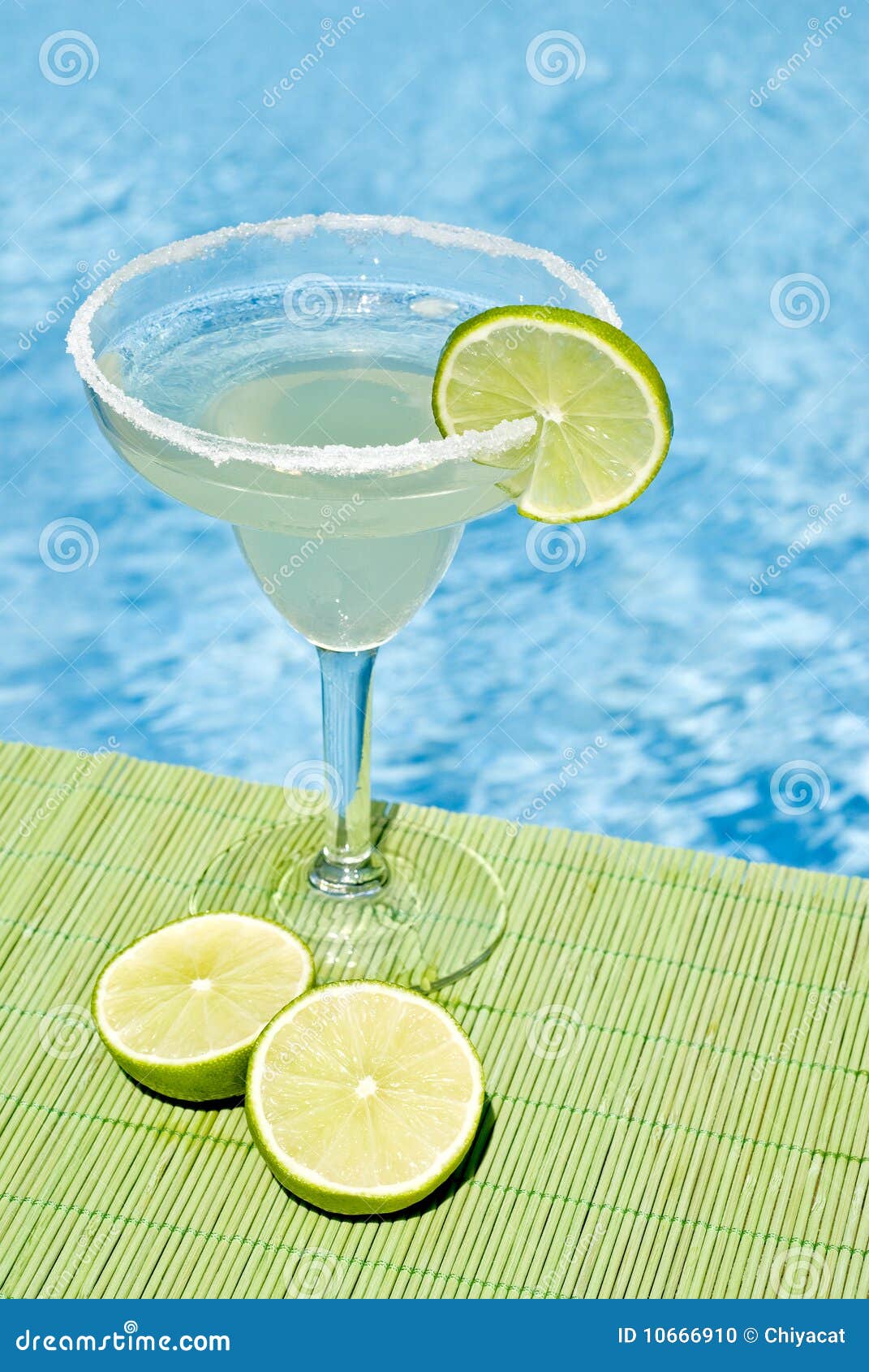 margarita cocktail by the pool