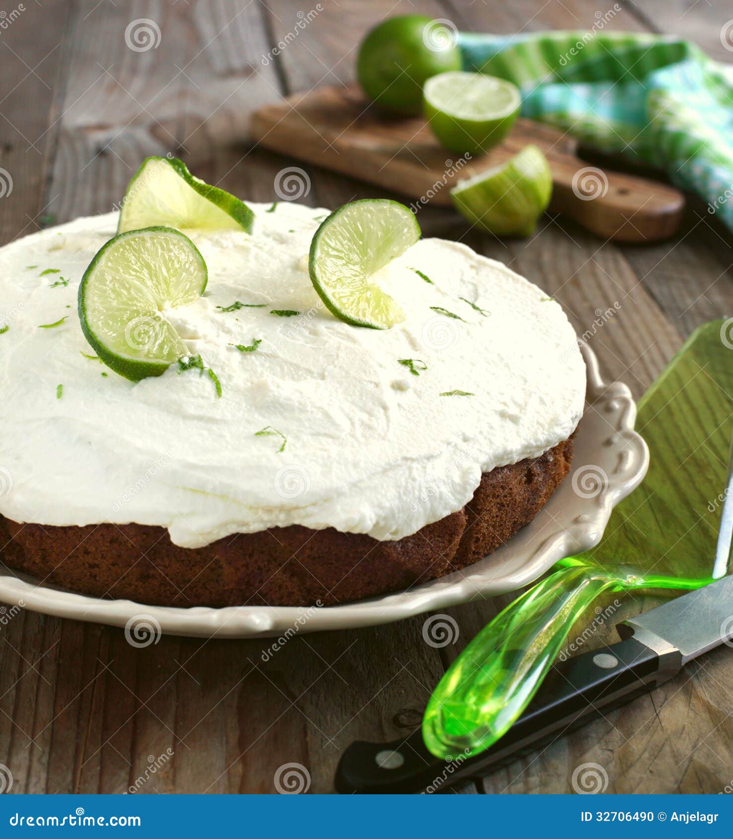 Margarita Lime Cake foto de archivo. Imagen de casero 32706490