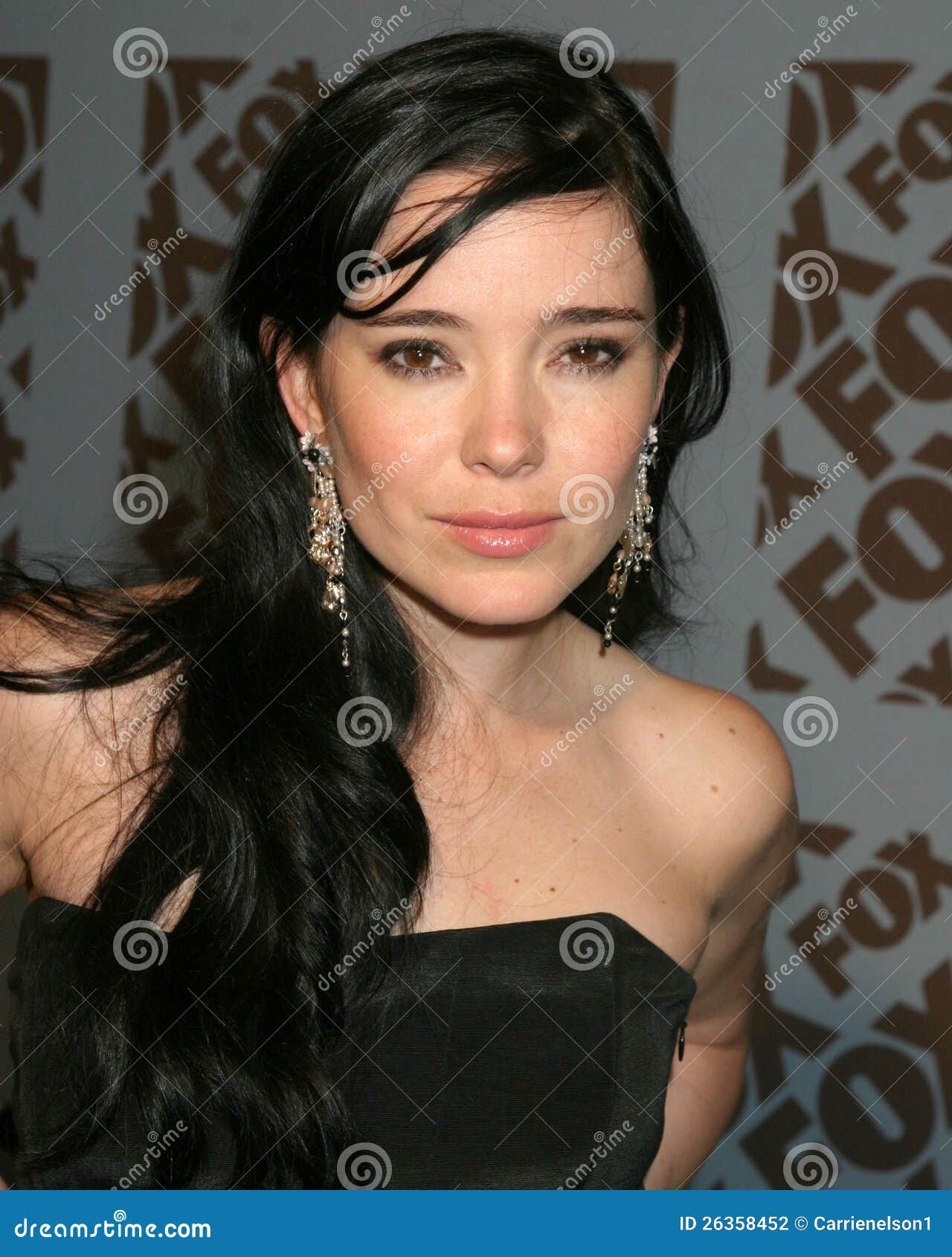 Marguerite Moreau editorial photography. Image of marguerite - 26358452