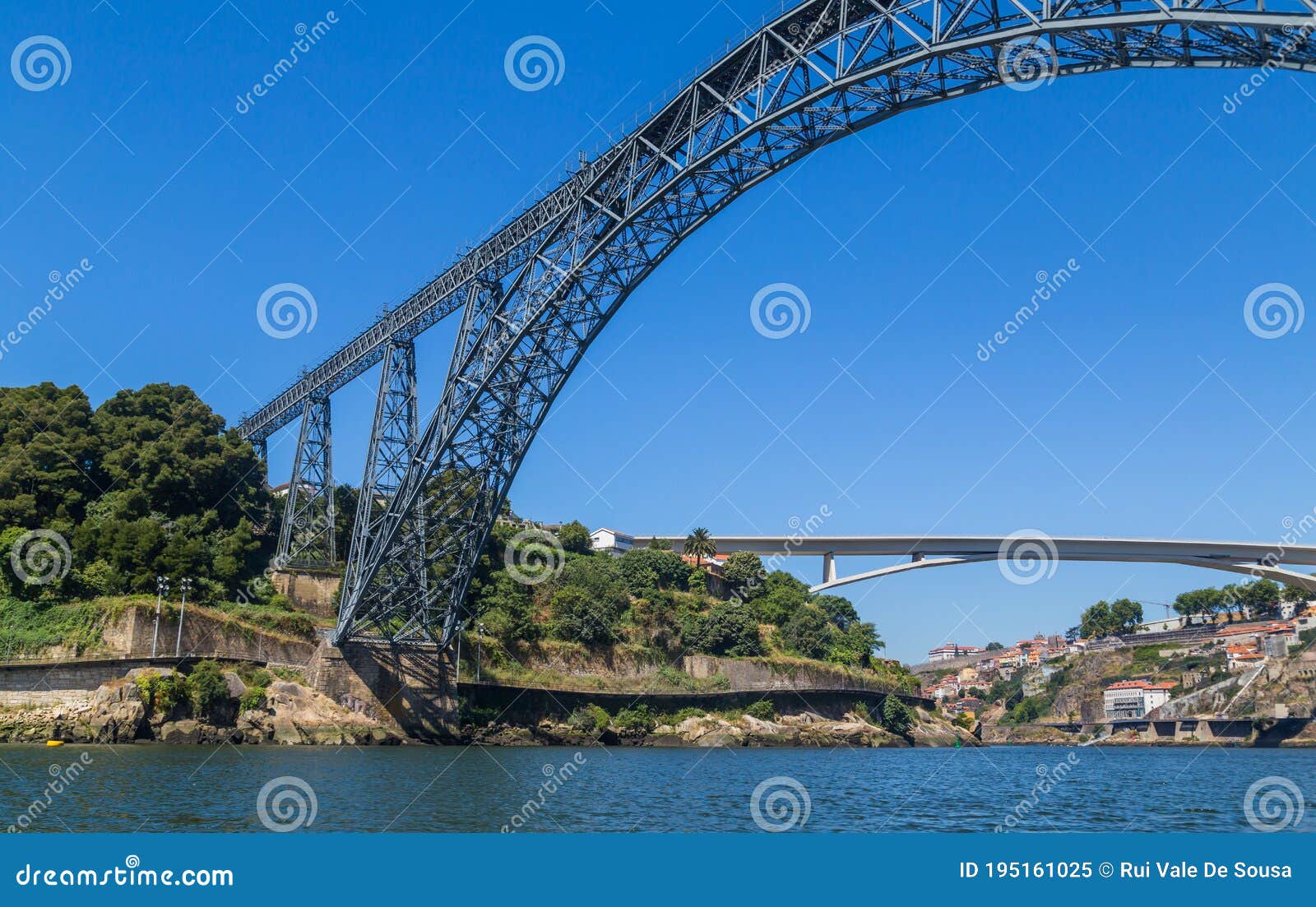 maria pia bridge over the douro