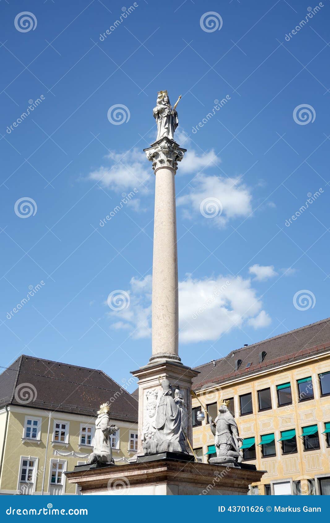 maria statue freising