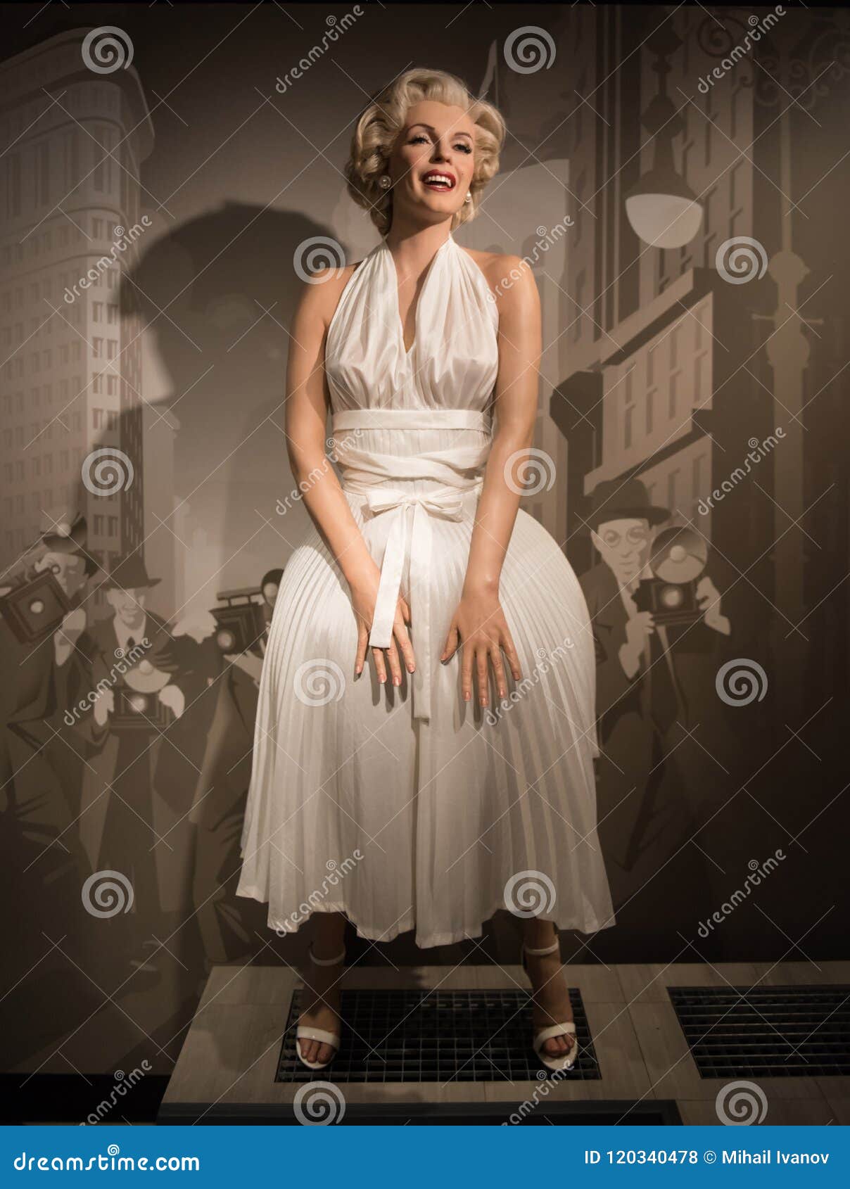 Marilyn Monroe, Wax Sculpture, Madame Tussaud Editorial Stock Photo ...