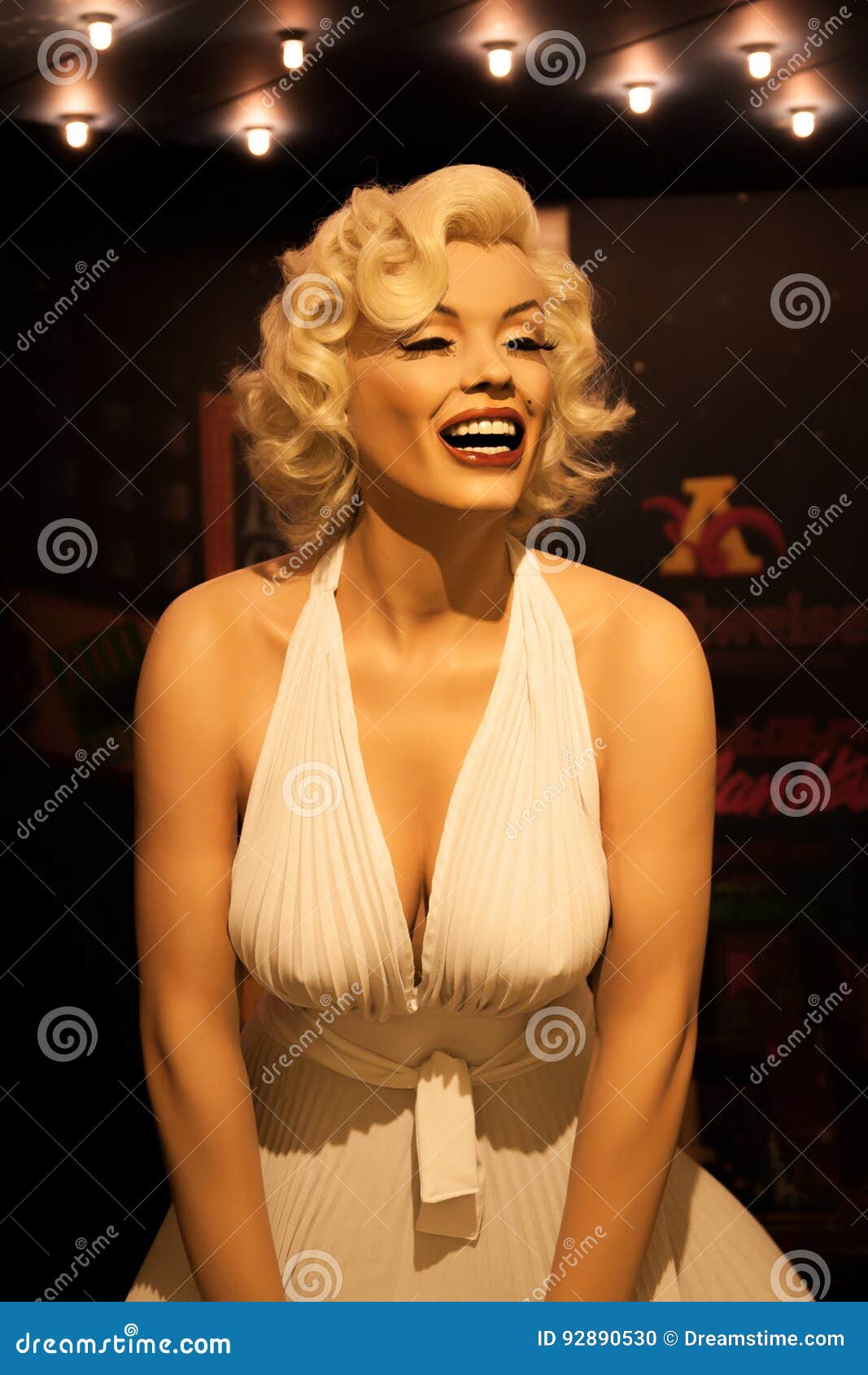 zelfstandig naamwoord praktijk Slecht Marilyn Monroe-wascijfer in Mevrouw Tussauds Amsterdam Redactionele  Afbeelding - Image of nederland, cijfer: 92890530