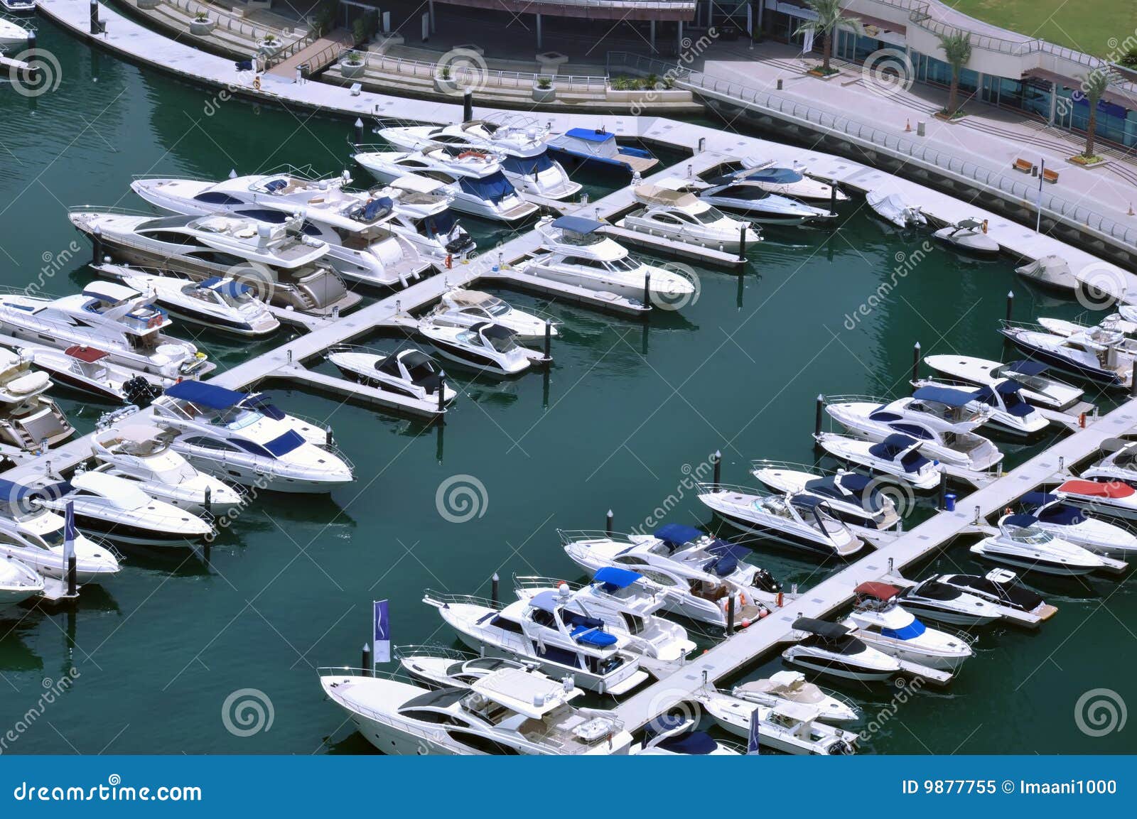 marina boats 3