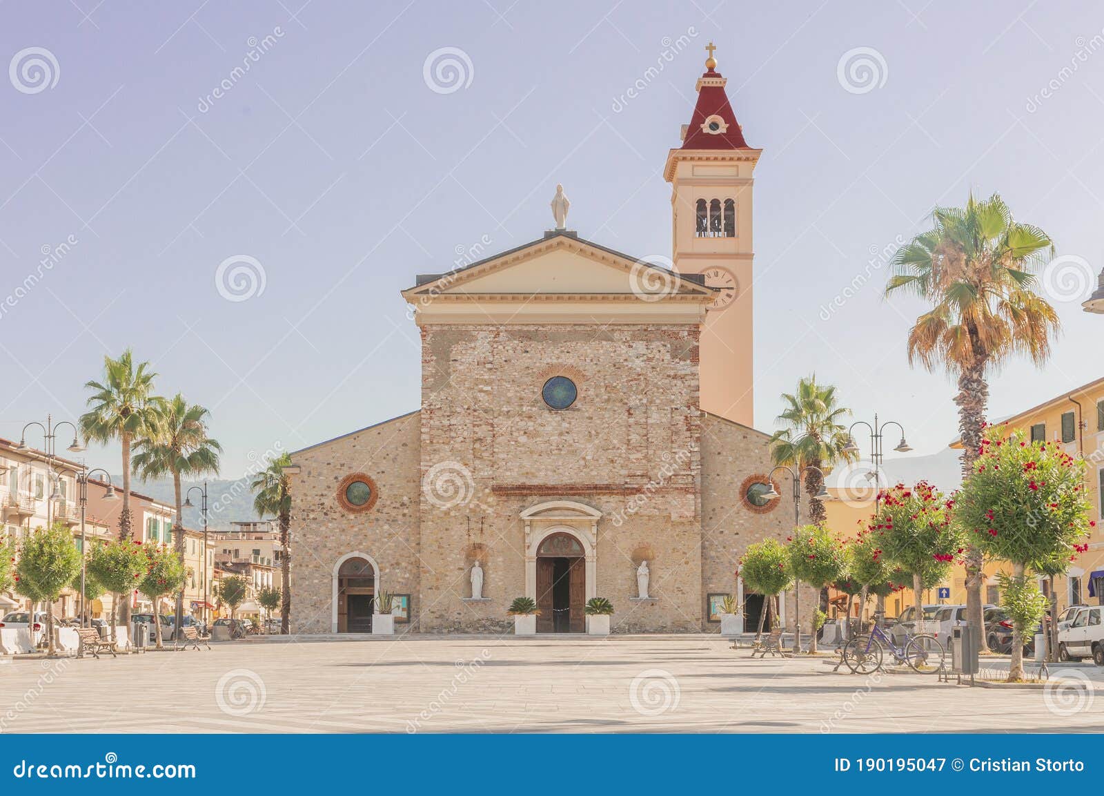 Marina Di Carrara, Italy: the Holy Family Church in Menconi Square  Editorial Photography - Image of aged, europe: 190195047