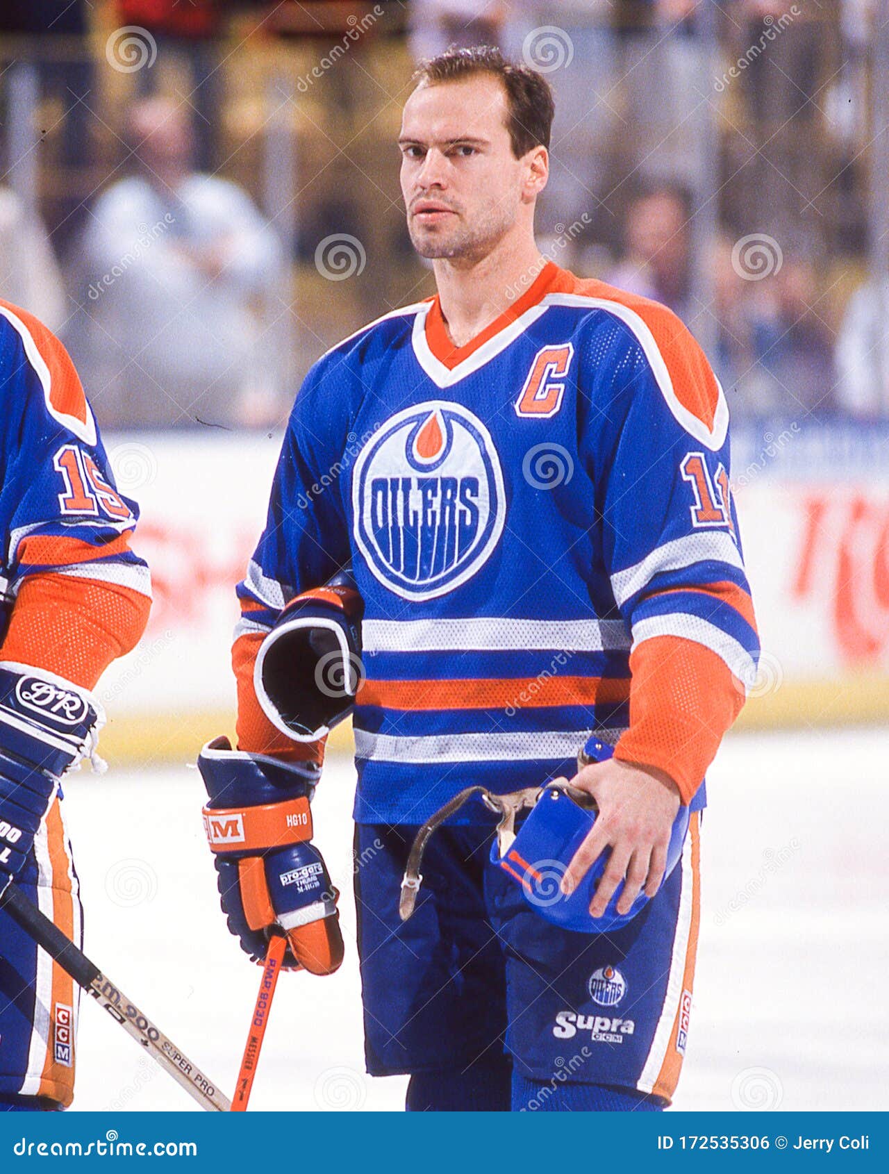 Mark Messier editorial photo. Image of national, helmet - 172535306