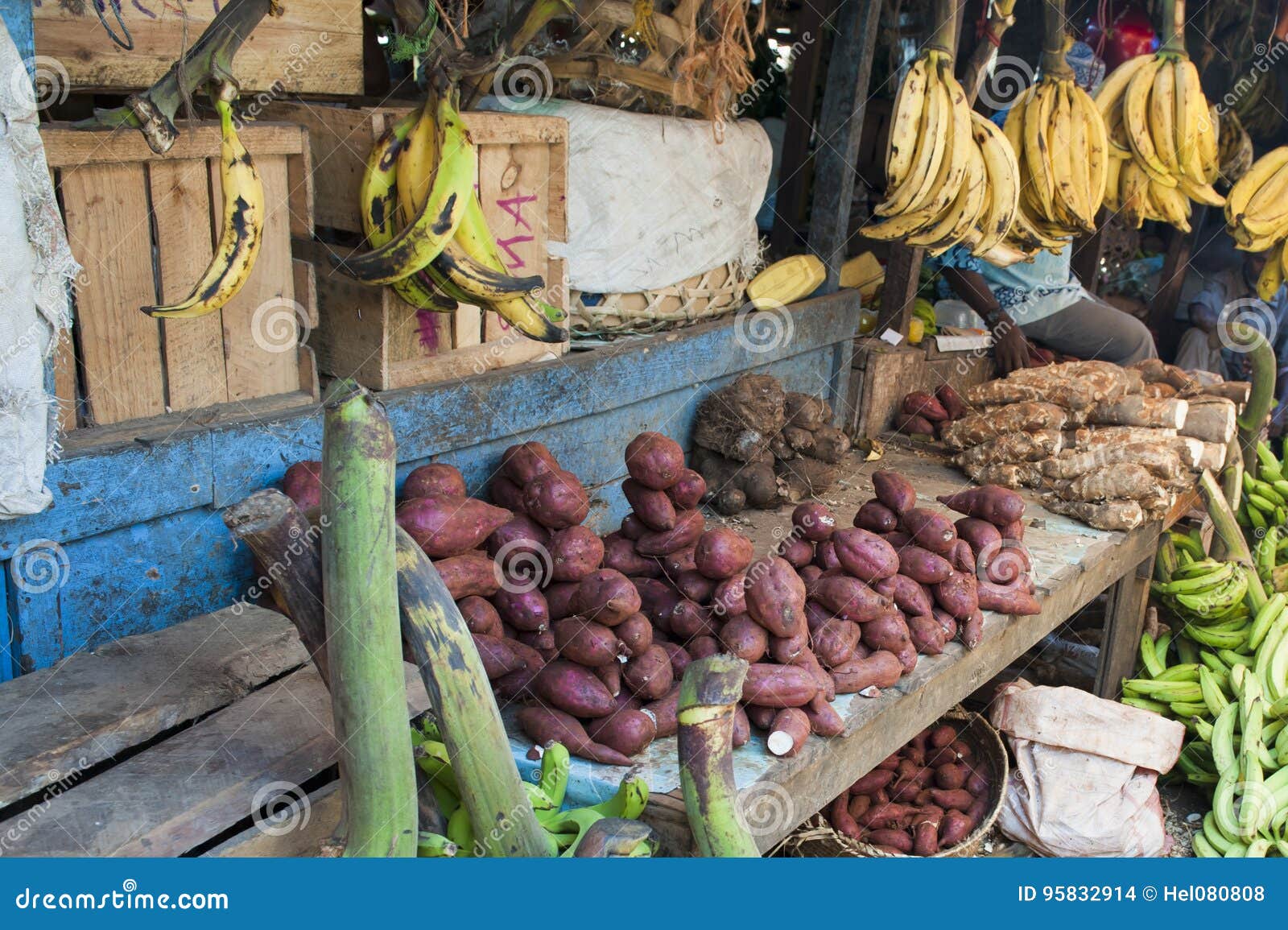 market in zanzibar