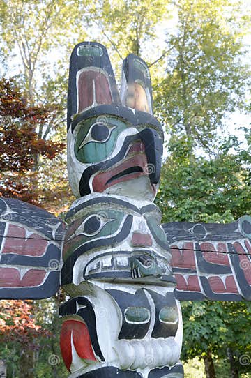 Marriage Pole, Quw`utsun` Cultural & Conference Centre, Duncan, British ...