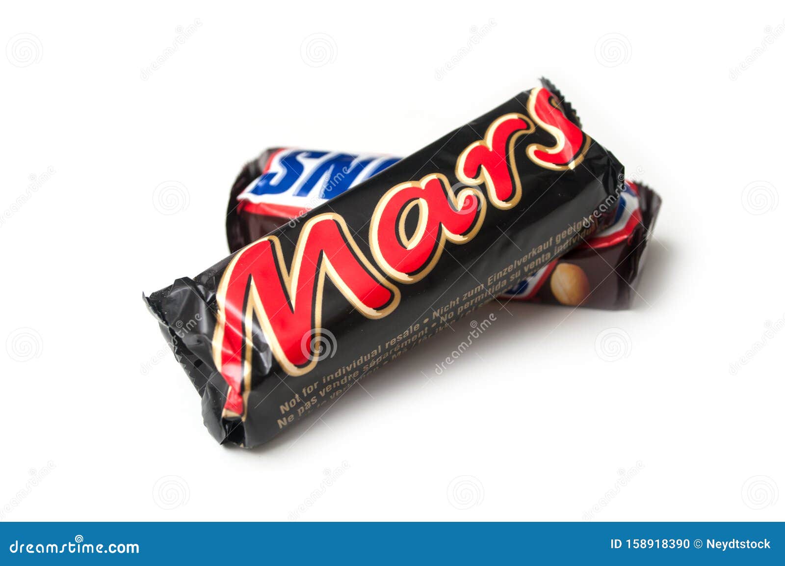 LONDRES, RU - 10 OCTOBRE 2019 : Boîte De Cadeaux De Célébrations Mêlez Des  Bonbons Au Chocolat Sur Fond Blanc Mars, Snickers, Bou Photo stock  éditorial - Image du éditorial, graphisme: 160749908