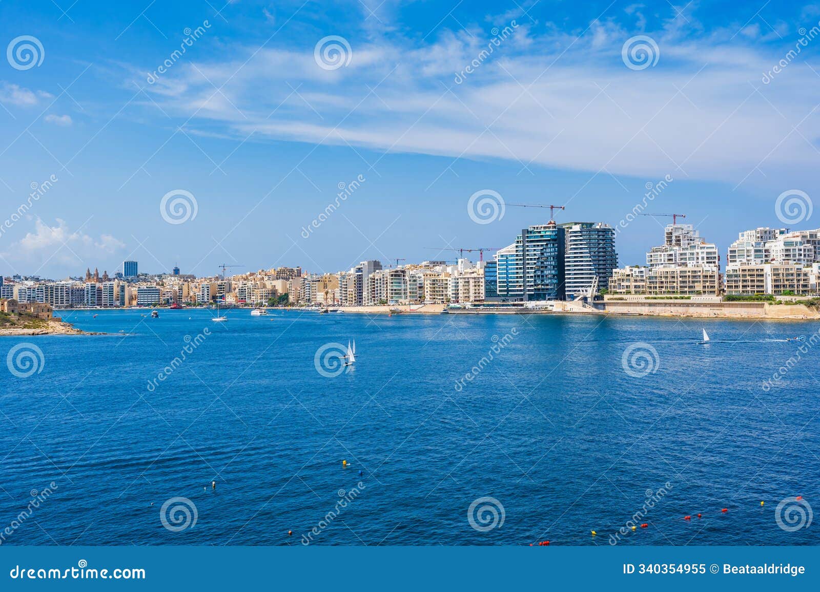 marsamxett harbour in valletta
