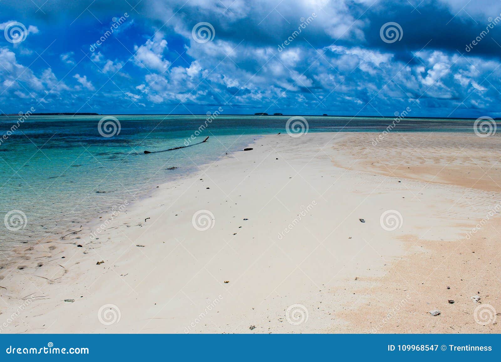 Marshall Islands in May 2015 Stock Image - Image of jungle, resort